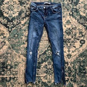 Distressed skinny’s